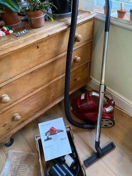 Photo of free Vacuum cleaner (Lea PR2) #4