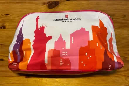 Photo of free Elizabeth Arden gift pack (AL4) #1