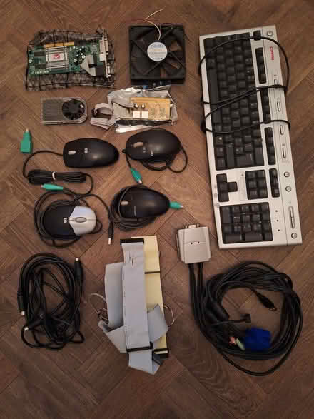 Photo of free Computer accessories (one lot) (Bedhampton PO9) #1