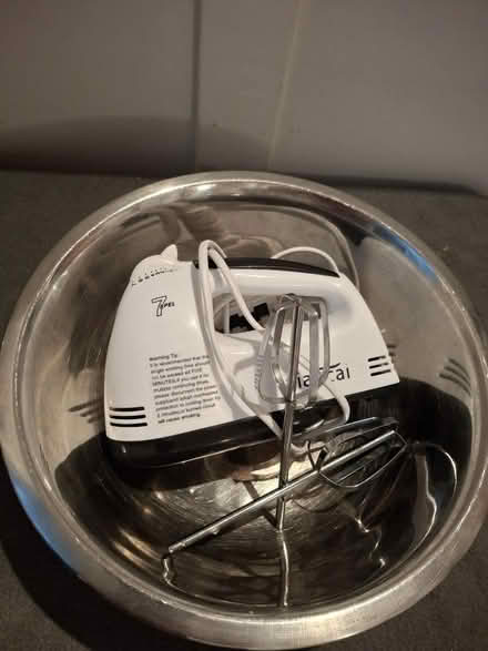Photo of free Electric whisk (Hoylake CH47) #1