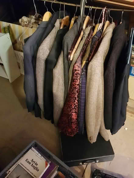 Photo of free A 'dozen or so' vintage .Gents. (New Catton NR3) #1