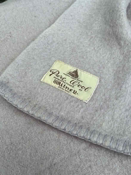 Photo of free Lilac/grey woollen blanket (Beckenham BR3) #2