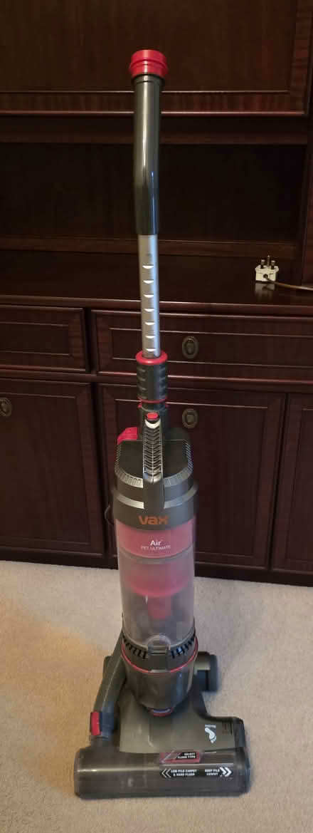 Photo of free Vacuum cleaner (needs checking) (Prestwich, M25) #1