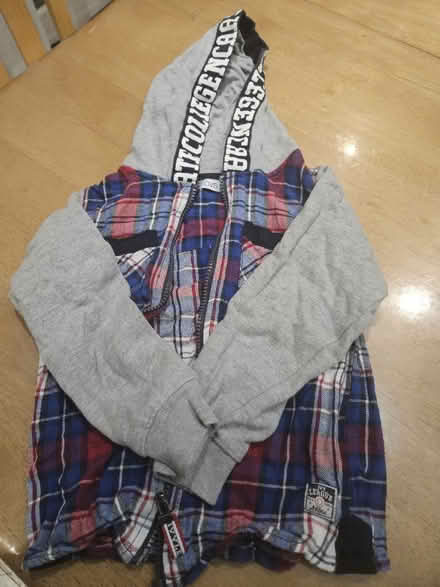 Photo of free Hoodie boys 5-6 years (Oxford OX4) #1
