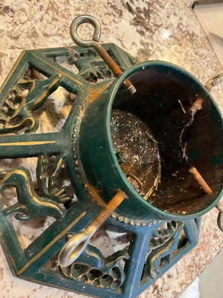 Photo of free xmas tree stand (chiswick) #2