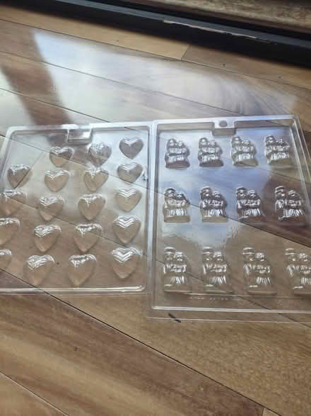 Photo of free Wedding chocolate molds (Port Monmouth) #1