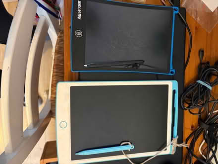Photo of free LCD writing pads (SG4 hitchin) #1