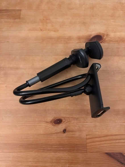 Photo of free iPad / tablet holder (Glasgow G20) #1