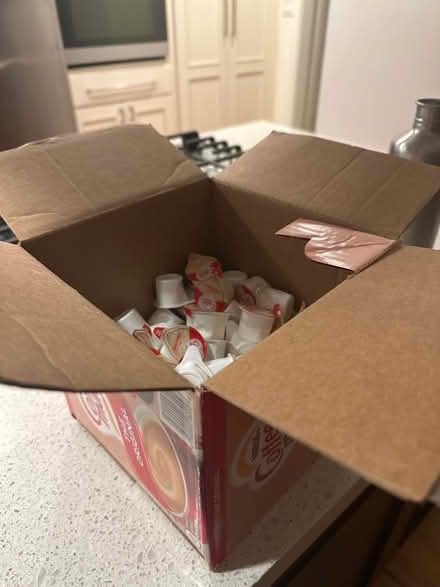 Photo of free Individual coffee mate creamer cups (Torrance 90501 near Hull MS) #1