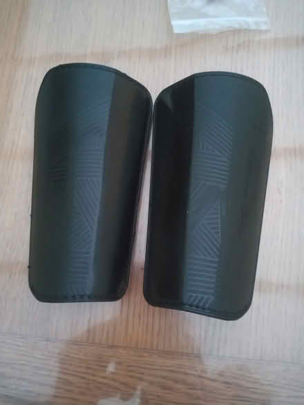 Photo of free Shin guards - junior size (Milton PO4) #2