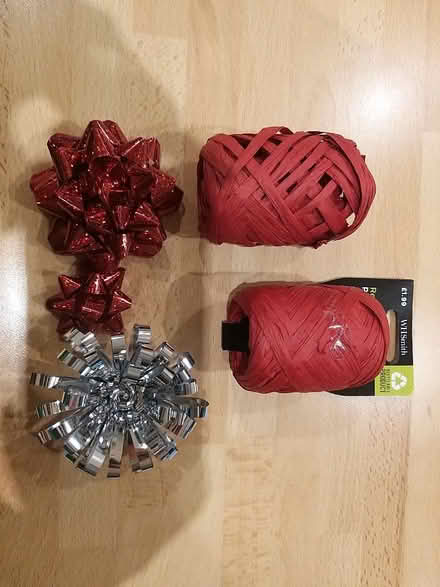 Photo of free Paper ribbon and bows (Penwortham PR1) #1