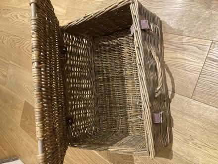 Photo of free Large Hamper - 45cm wide (Hampton Hill TW11) #2