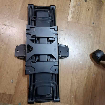 Photo of free Wall TV Mount Bracket (Manchester M21) #2