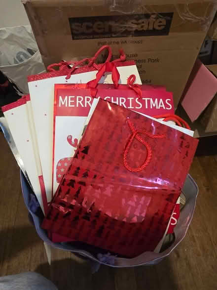 Photo of free Large selection of xmas gift bags (Long Eaton) #2