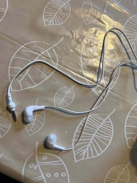 Photo of free Wired headsets no microphone (Jericho OX1) #2