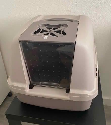 Photo of free Used Jumbo Cat Litter Box (Richmond) #1