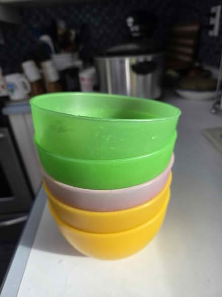 Photo of free Plastic bowls (Farmington @ 11 Mile) #1