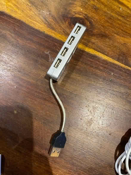 Photo of free One lot: various cables (Queens Park W10) #3