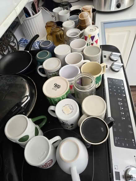 Photo of free 33 assorted mugs (Farmington @ 11 Mile) #1