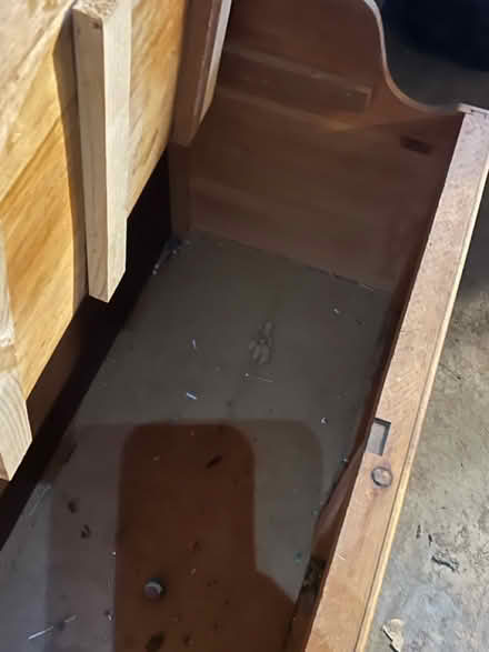 Photo of free Wood chest with cover (Flemington) #2