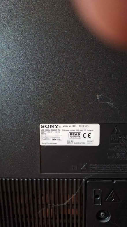 Photo of free Sony TV and remote (crouch end, N8) #3