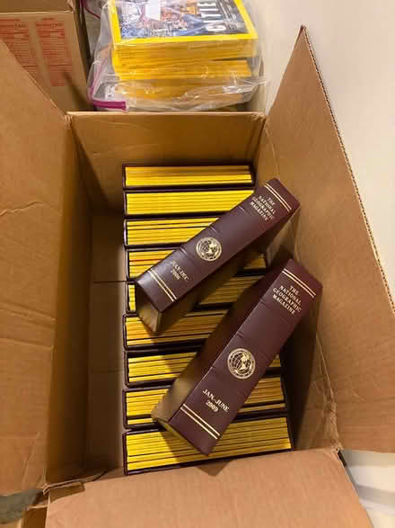 Photo of free National Geographic magazines (Hood River) #1