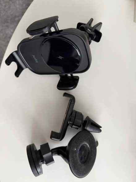 Photo of free Car mobile phone holders x3 (UB6) #1