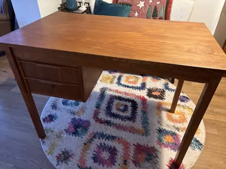 Photo of free Desk (Wheathampstead AL4) #3