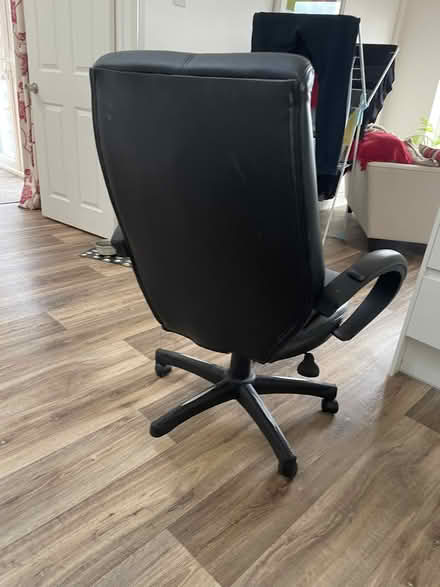 Photo of free Office chair (Twyford OX17) #4