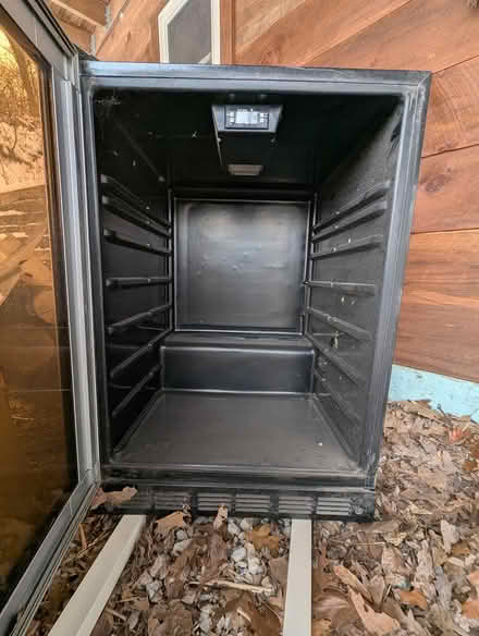 Photo of free magic chef wine fridge (Horeb) #2