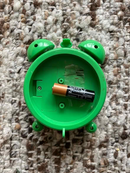 Photo of free Elf alarm clock (West Didsbury Manchester M20) #2