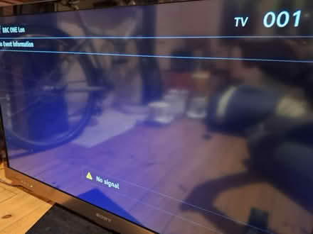 Photo of free Sony TV and remote (crouch end, N8) #4