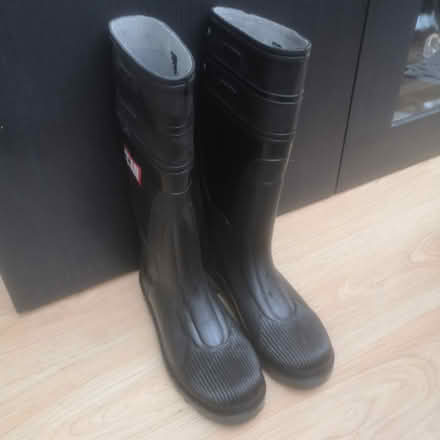 Photo of free Black size 41 (7) wellingtons (Hampreston BH22) #4