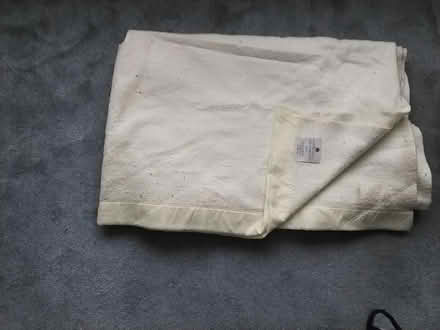 Photo of free Cream double bed blanket (Chesham HP5) #1