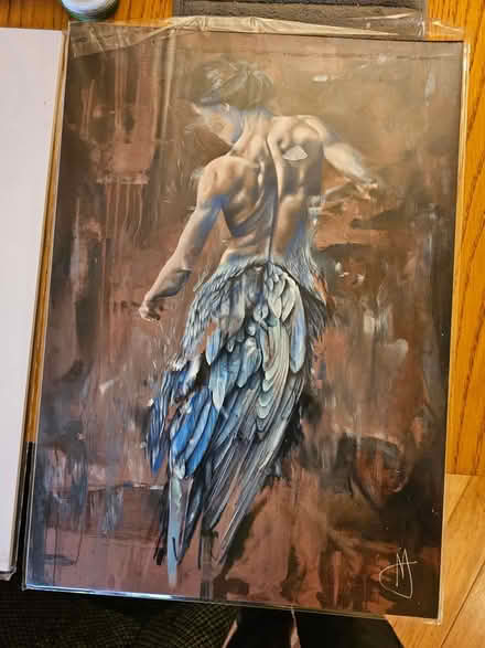 Photo of free 3 Prints by Mia Hawk (Earlswood RH1) #4