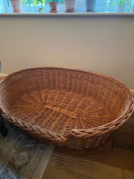 Photo of free Extra large wicker basket (HR4 8lg) #1