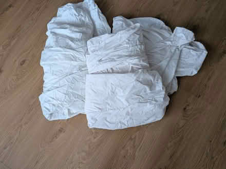 Photo of free Euro king size fitted sheets (Cheadle sk8) #1