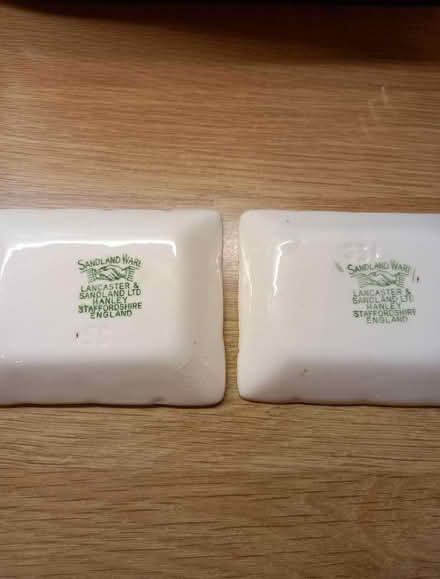 Photo of free 2 x little dishes (Roundhill area brighton) #2