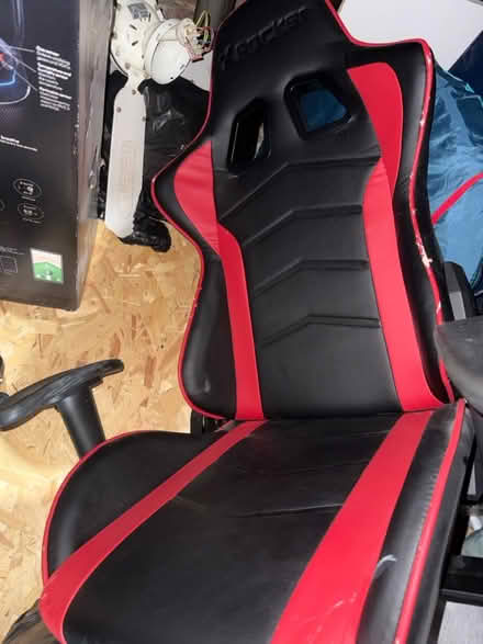 Photo of free Gaming chair (Belvedere) #4