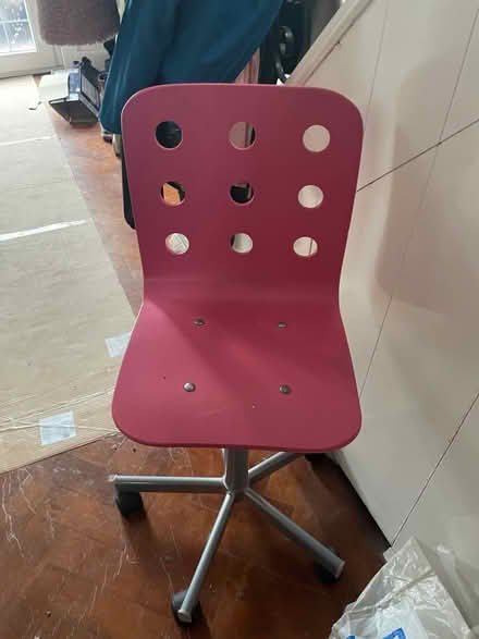 Photo of free Children's chair (Heston UB2) #2