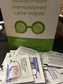 Photo of free Premoistened Lens Wipes (20874) #photos #3