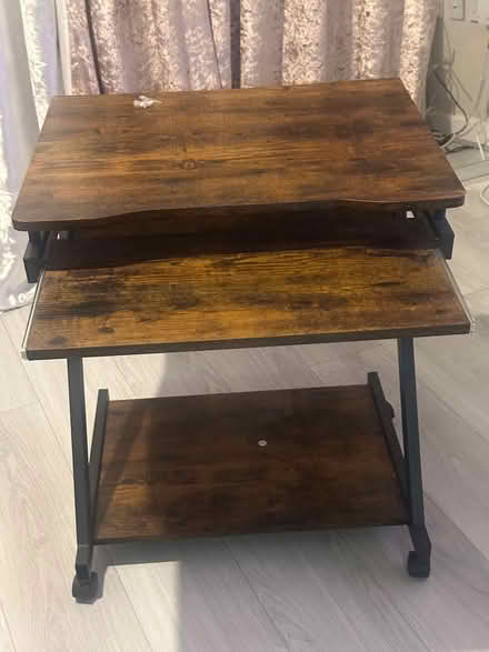 Photo of free Computer Desk (Carshalton SM5) #2