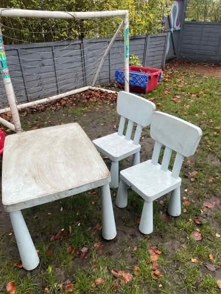 Photo of free Table and chairs (Wavertree Liverpool L15) #1