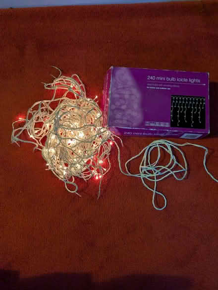 Photo of free Icicle Christmas lights (Morland CA10) #1