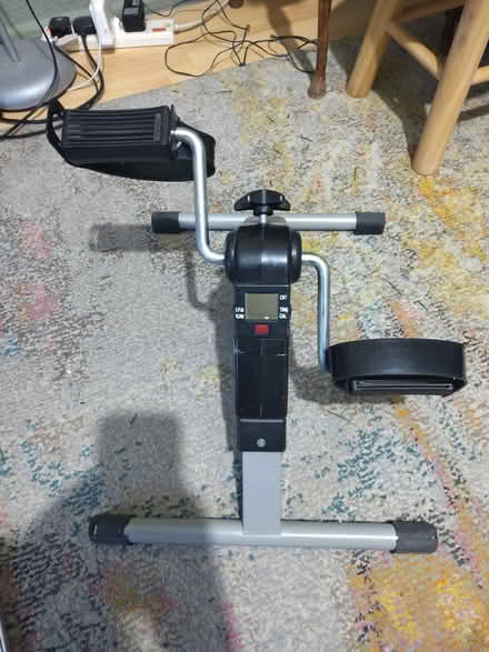 Photo of free Stationary pedal stand (IG11 Barking) #1