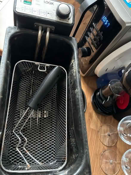 Photo of free Deep fat fryer (Saltford) #2