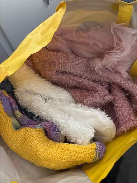 Photo of free Girls clothes (MK42) #2