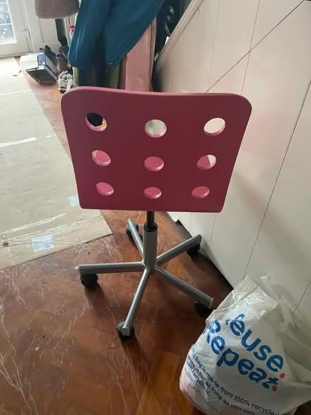 Photo of free Children's chair (Heston UB2) #1