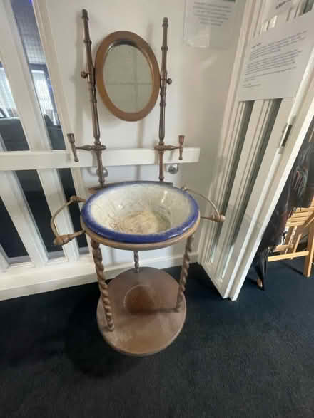 Photo of free Free standing antique sink (Welham Green AL9) #1