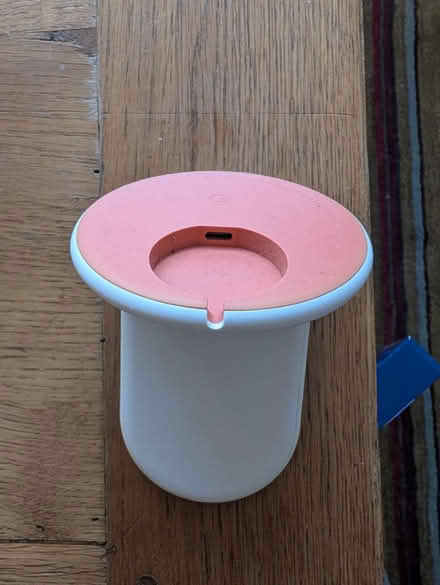 Photo of free Google Pixel Stand (AL10) #2